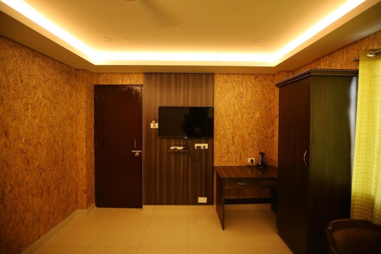 Hotel Marina Manor Port Blair Exterior photo