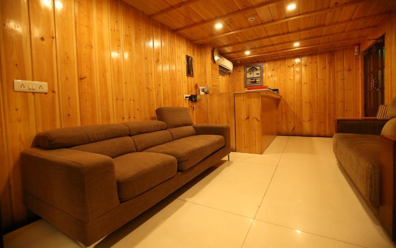 Hotel Marina Manor Port Blair Exterior photo